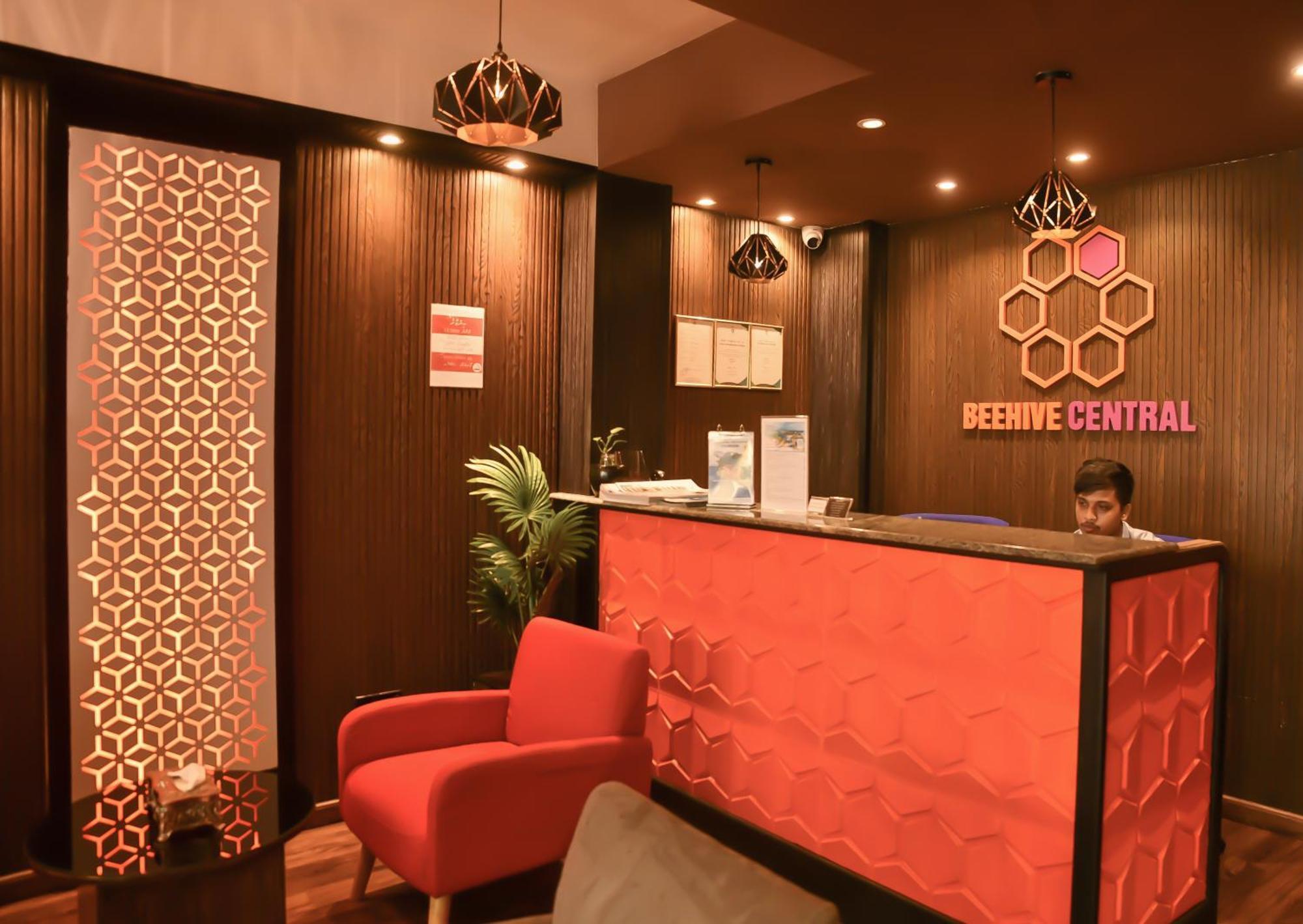 Beehive Central Malé Buitenkant foto